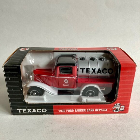 Texaco 1932 Ford Tanker Coin Bank Truck w/ KEY! by Kipp Bros. #26044 - Picture 1 of 9